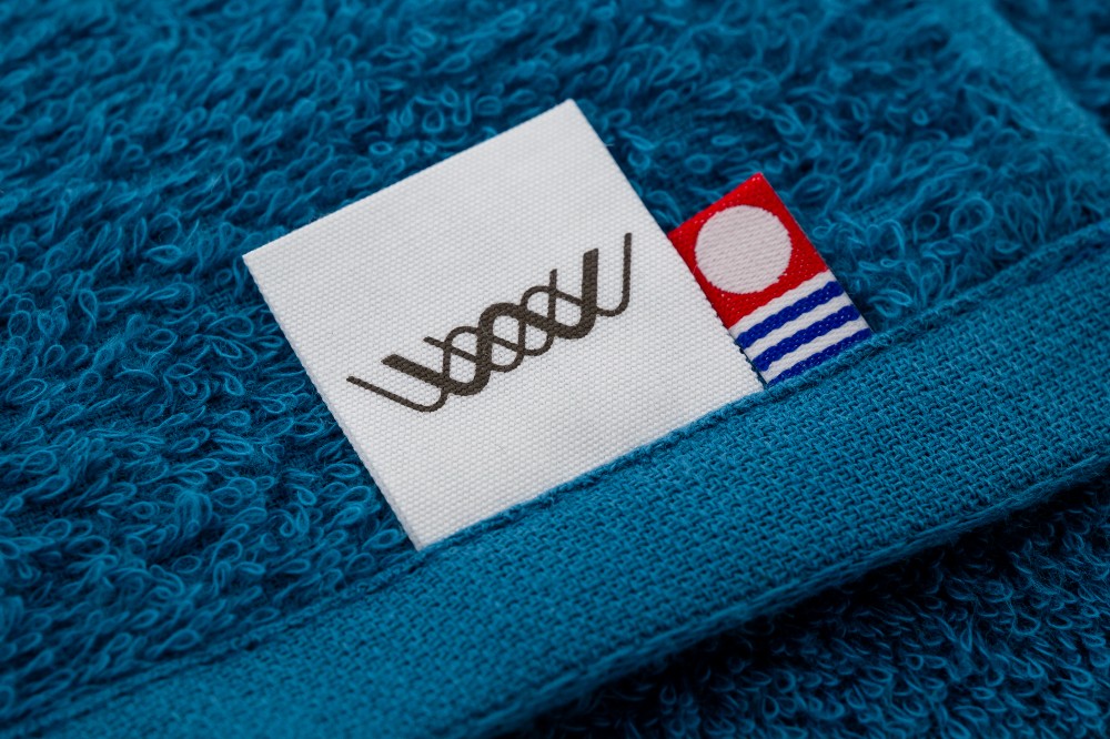 グリーン